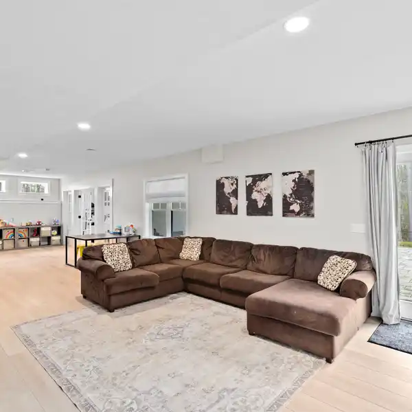 DREAM HOME IN NORWELL’S COVETED SCHOONER ESTATES...
