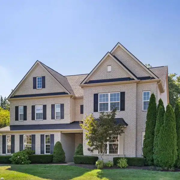 BRIGHT AND OPEN LAYOUT HOME WITH COZY FIREPLACE