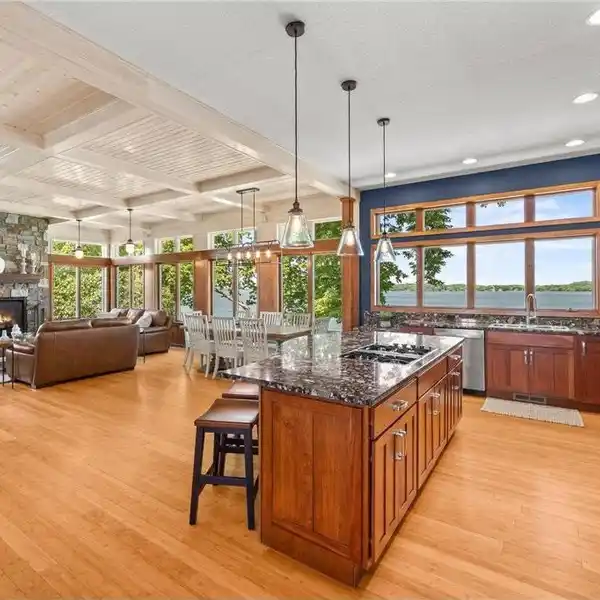 STUNNING CRAFTSMAN HOME ON LAKE WASHINGTON