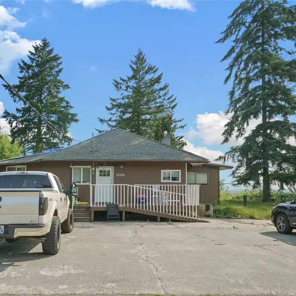 SERENE 4.87-ACRE PROPERTY