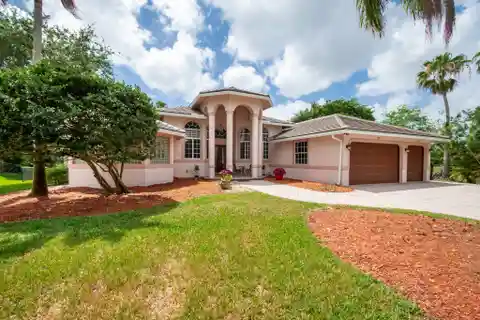 Gorgeous Pool Home on a Private Cul-De-Sac
