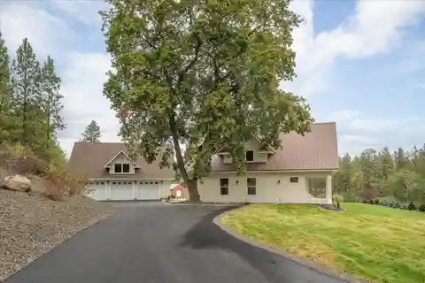 Charming Modern Farmhouse with Breathtaking Spokane River Views