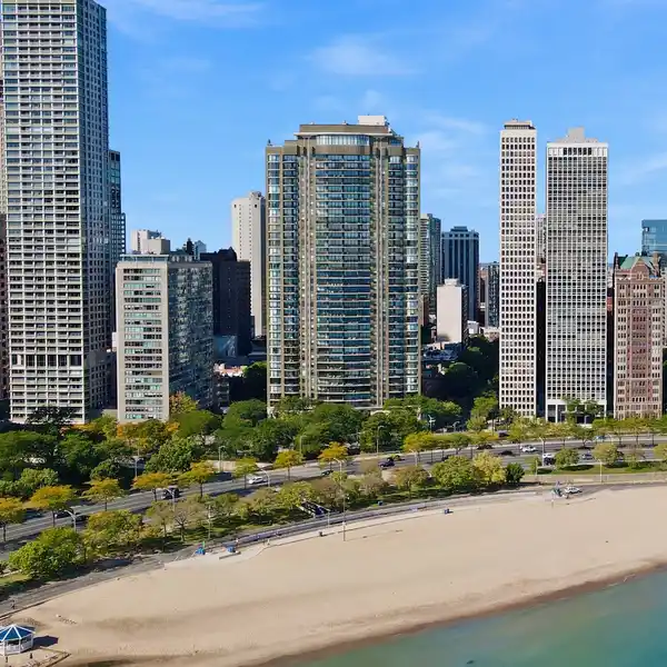 STUNNING LAKEFRONT RESIDENCE ON THE 31ST FLOOR OF THE CARLYLE