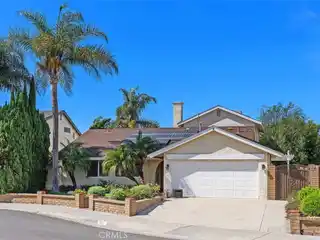 Coastal Charm with Multi-Gen Function