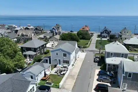 Custom-built Colonial Located in Brant Rock
