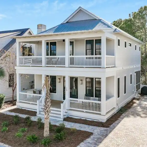 THOUGHTFULLY DESIGNED TURNKEY NEW HOME