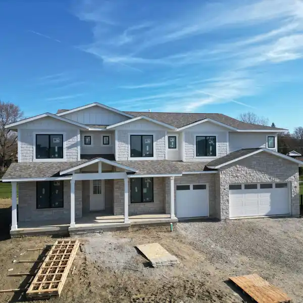 BREATHTAKING 2-STORY NEW CONSTRUCTION