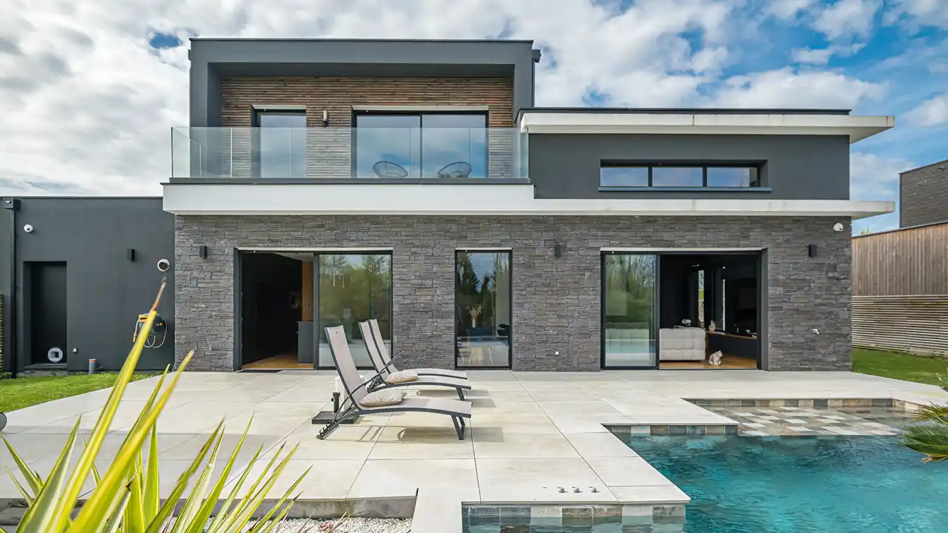 Architect-designed Villa