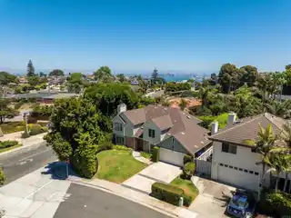 Spacious Point Loma Retreat Near Waterfront
