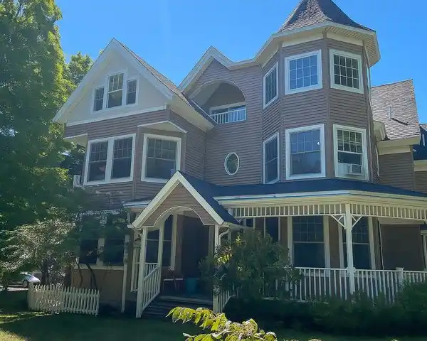 SKILLFULLY CRAFTED HOME SECONDS FROM ACADIA NATIONAL PARK