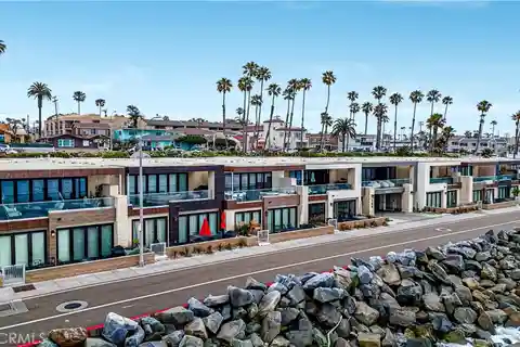 Exquisite Oceanfront Condo