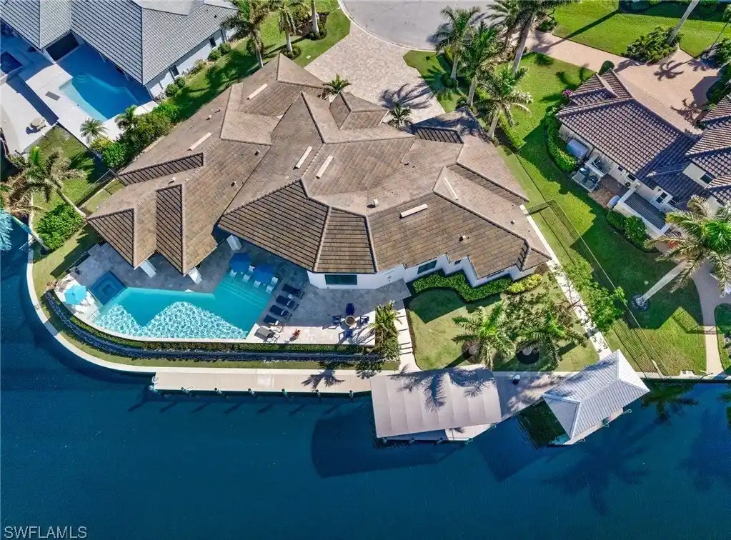 Spectacular Waterfront Estate