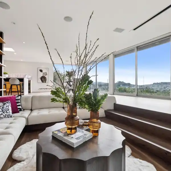 UNIQUE VIEW HOME ON A DOUBLE LOT
