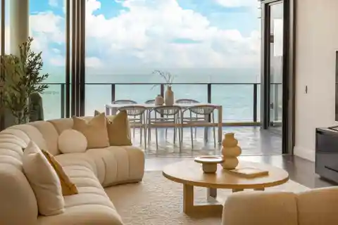 Magnificent Apartment Offering Captivating Coastal Views