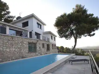 Exclusive Classic-Style Villa