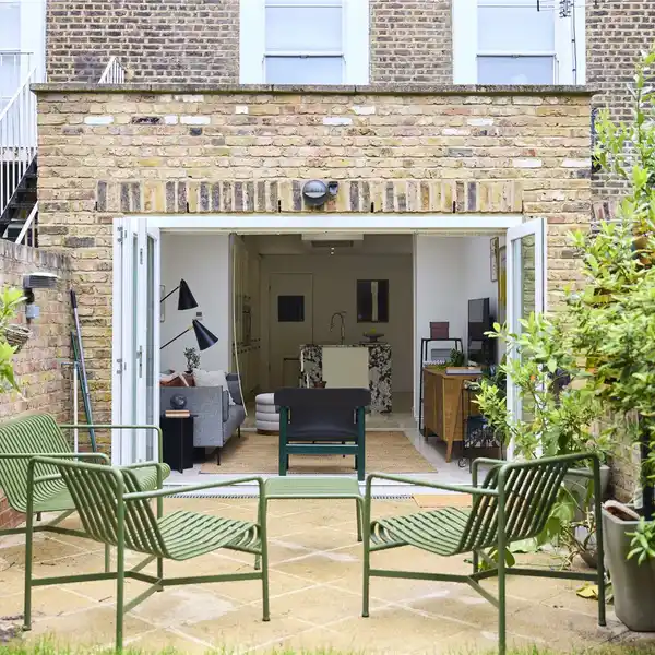 CHARMING PERIOD TERRACED MAISONETTE
