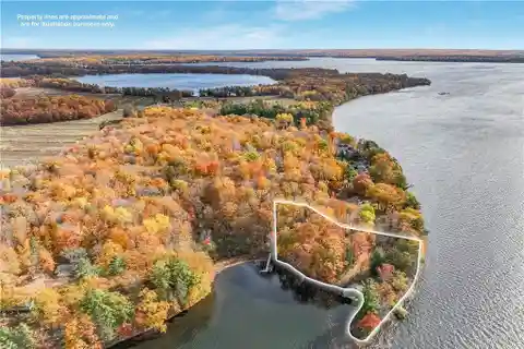 Lac Courte Oreilles Peninsula Homesite