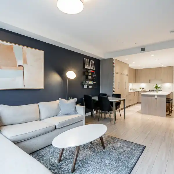 LUXURY MODERN TOWNHOME