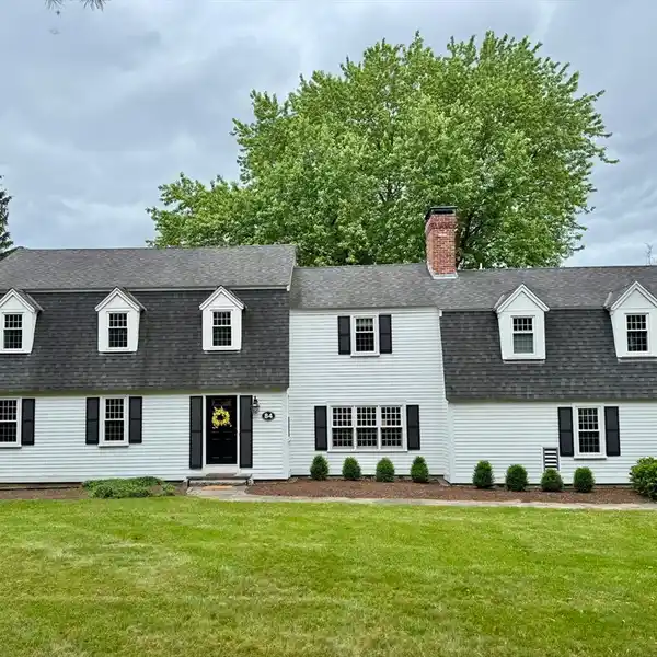 UPDATED BEAUTY WITH BONUS BARN WORKSHOP