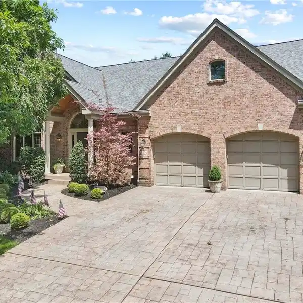 BRICK FRENCH PROVINCIAL HOME IN THE SUMMIT OF OAKMONT