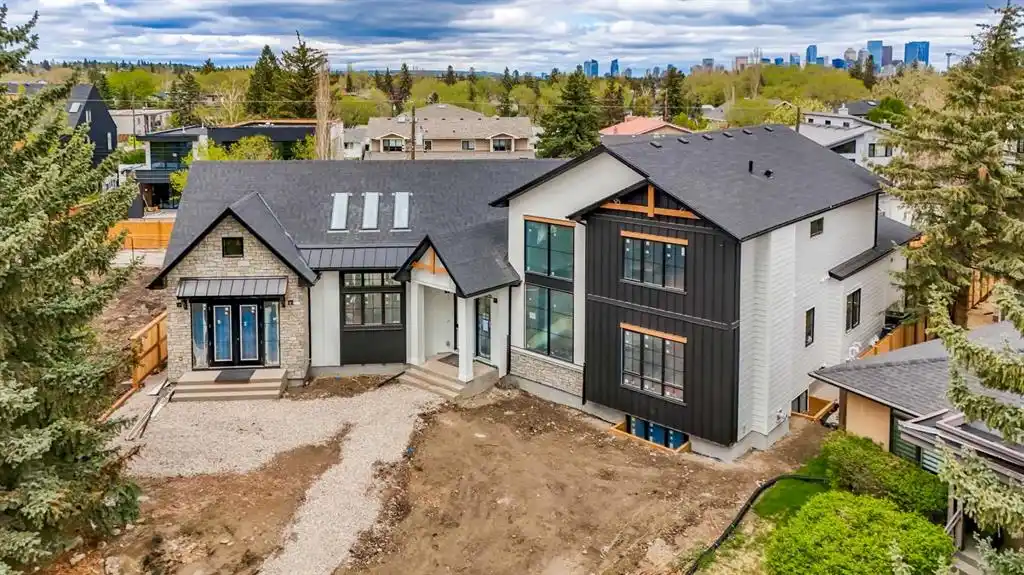 Rare Luxury Home on a Prime Cul-de-sac