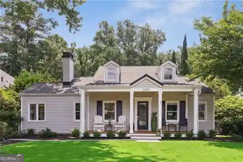 Charming Morningside Cottage