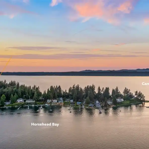 A GENERATIONAL KEEPER IN A REMARKABLE LOCATION ON HORSEHEAD BAY