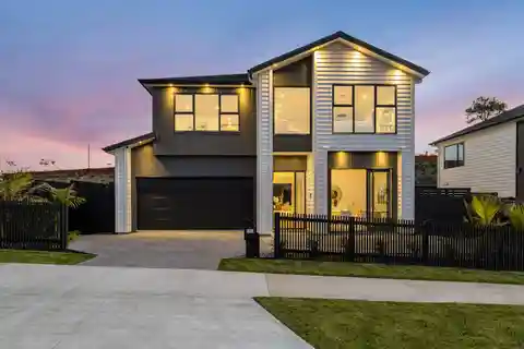 Impressively Designed Family Home with Comfort