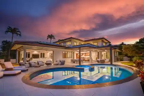 Panoramic Luxury with Endless Ocean Views