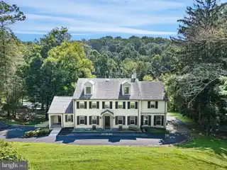 Classic Meticulously Restored Georgian Colonial
