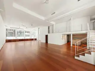 Majestic Duplex Maisonette Loft for Rent
