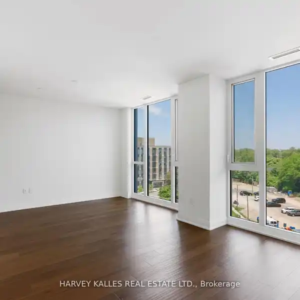 AMAZING OPPORTUNITY IN THE KINGSWAY