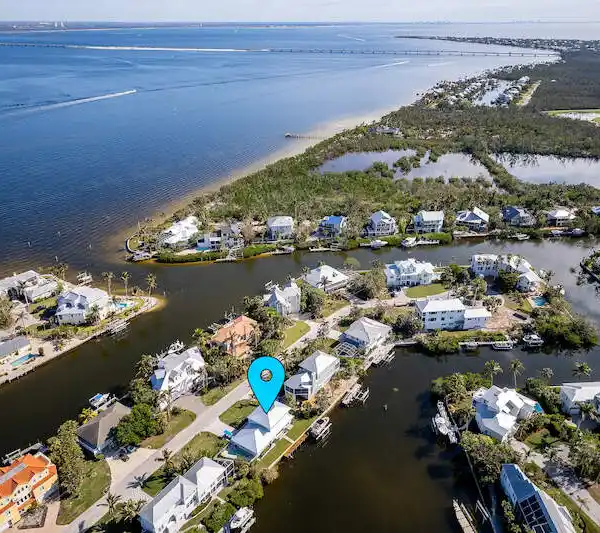 SANIBEL WATERFRONT RETREAT WITH DEEP GULF ACCESS