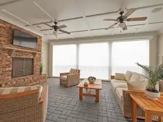 Luxury Townhome with High-End Finishes in Greengate