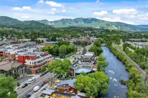 Riverfront Condo with Unmatched Downtown Views