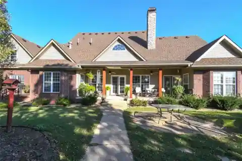 Inviting Custom Home on Scenic Acreage