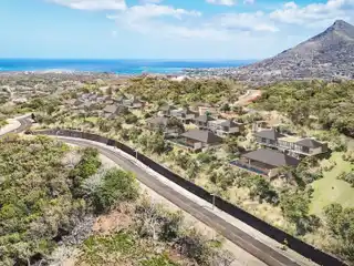 Panoramic Serenity with Refined Architectural Mastery