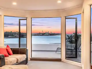 Uninterrupted Harbour Views from Exquisite Cliffside Residence