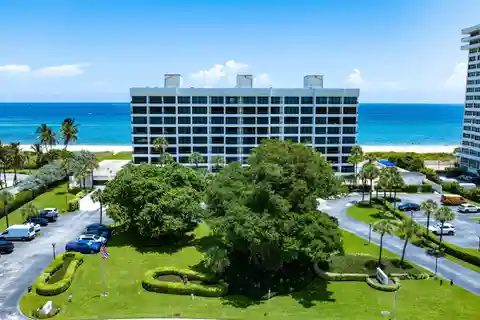 Newly Remodeled Oceanfront Gem