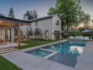 New Home Blending Contemporary Sophistication with Timeless Elegance