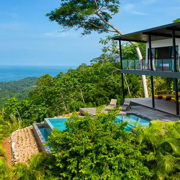 HORIZON RETREAT VILLA IN UVITA