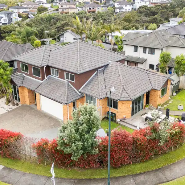 DUAL-LIVING IN SCHNAPPER ROCK