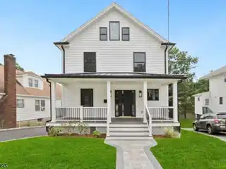 Bright Open-Concept Colonial Near Downtown Caldwell
