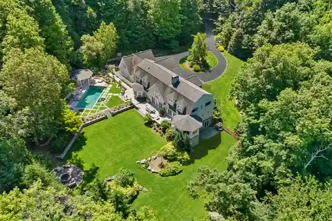 Quintessential New England Retreat