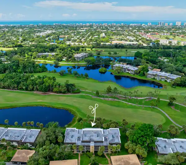 COMPLETELY REIMAGINED TOP-FLOOR RESIDENCE