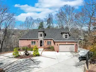 2152 Silver Circle Gainesville, Georgia 30506