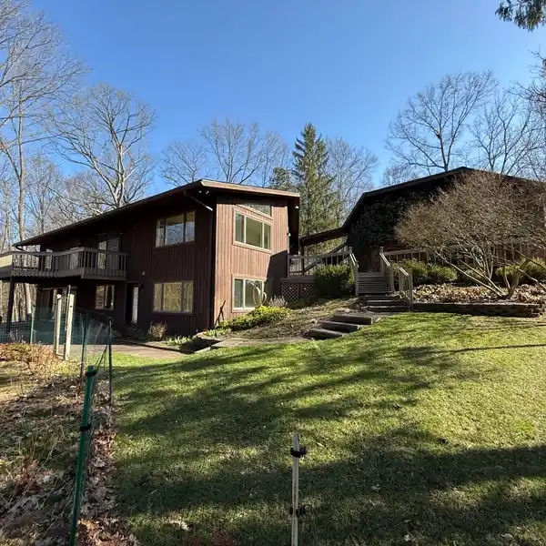 EXCEPTIONAL ARCHITECT-DESIGNED HOME