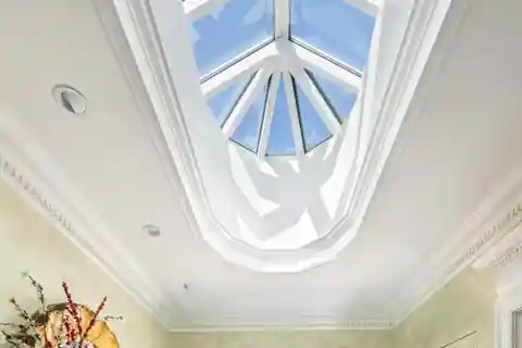 Exceptional Full-floor Penthouse