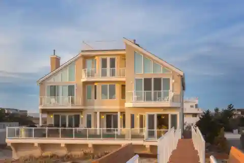 Fabulous Contemporary Ocean View Rental