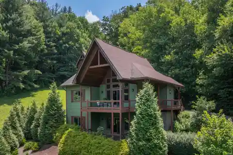 Enchanting Arts & Crafts Home